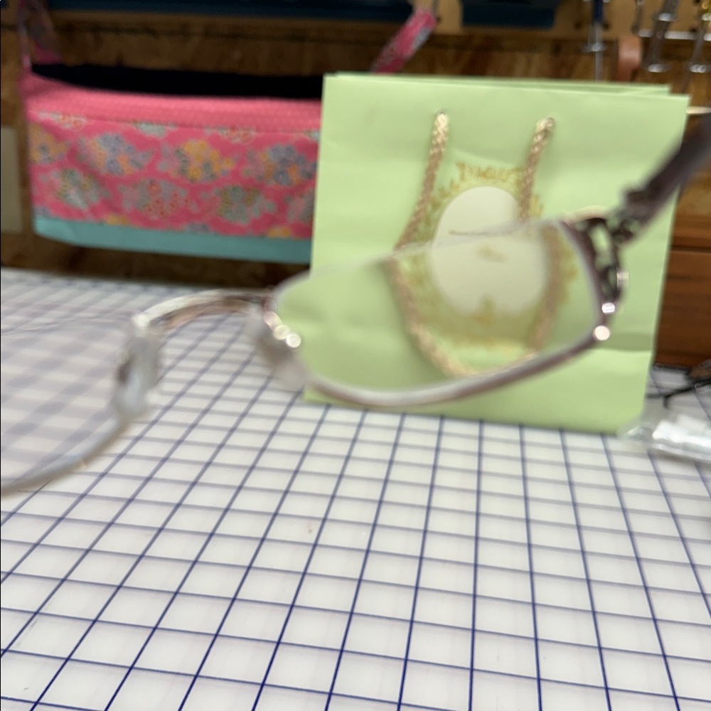 2.5 Brighton reading glasses Shakespeare silver tortoise nose pads readers - Picture 8 of 9